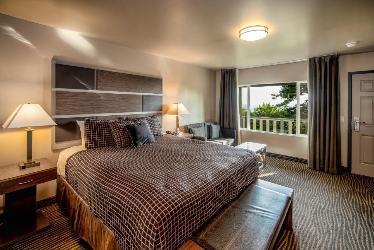 Crescent Bay Inn Laguna Beach Exterior photo